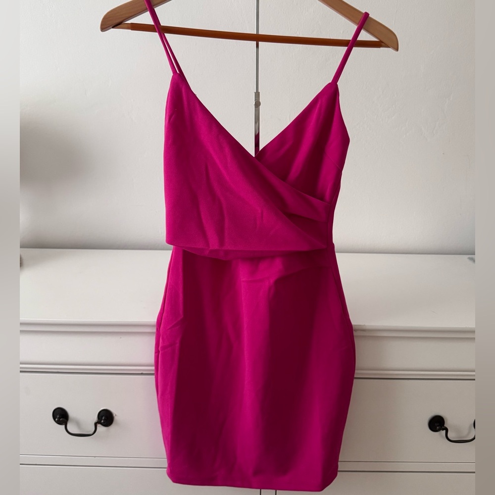 Lulu's Fuchsia Strappy Dress NWOT Size XS